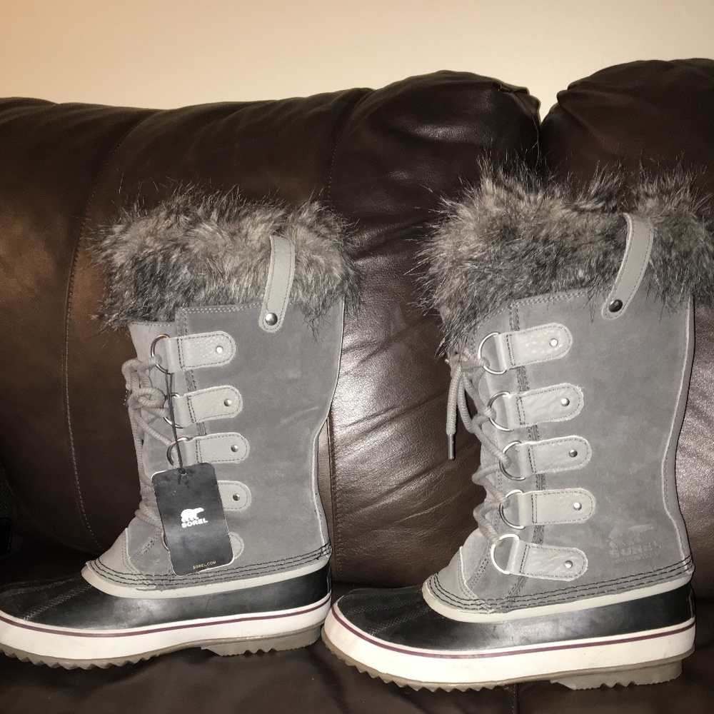 women size 9.5 Sorel arctic boot